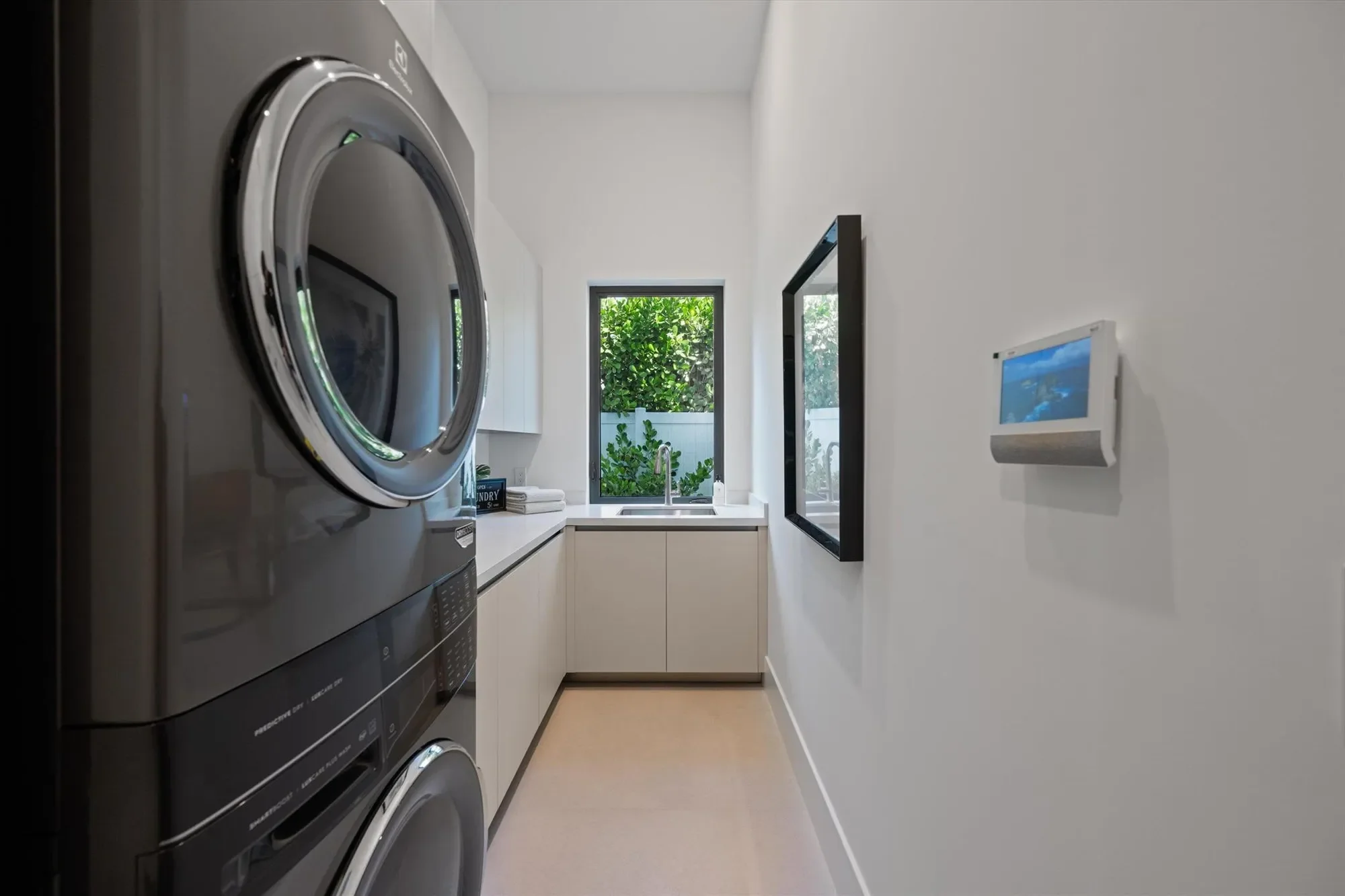335 NE 5th Street, Boca Raton, Florida, United States. - Photo 13