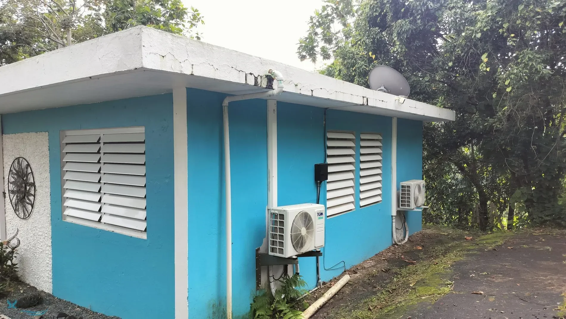 Exterior photo 12
