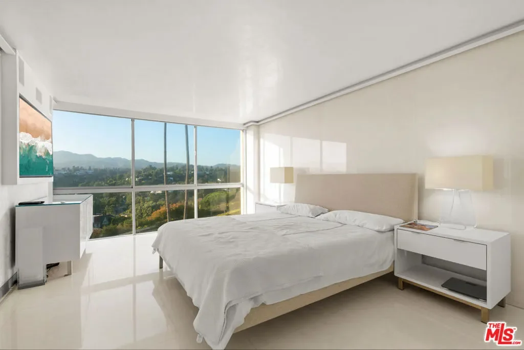201 Ocean Avenue 409P, Santa Monica, California, United States. - Photo 15
