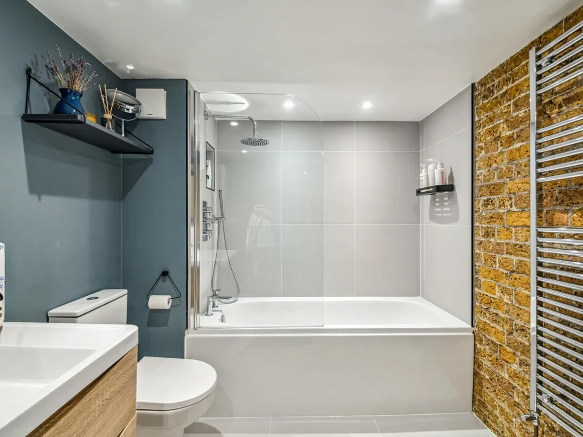 York Grove, London, SE15, London, England, United Kingdom. - Photo 2