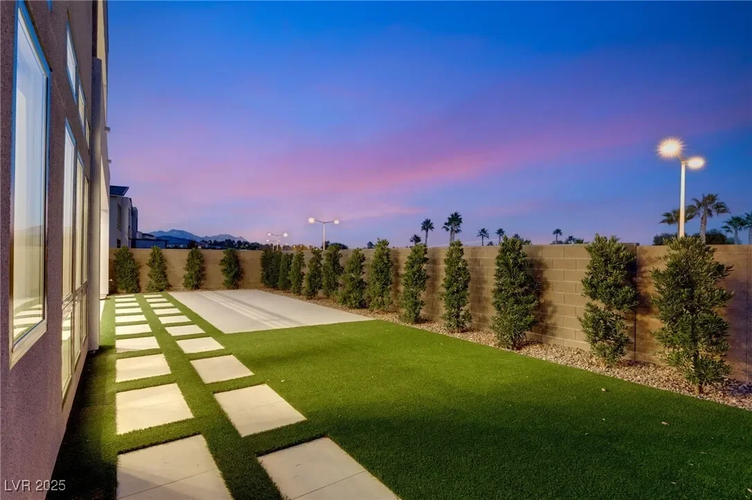 4822 Shady Ridge Drive, Las Vegas, Nevada, United States. - Photo 34