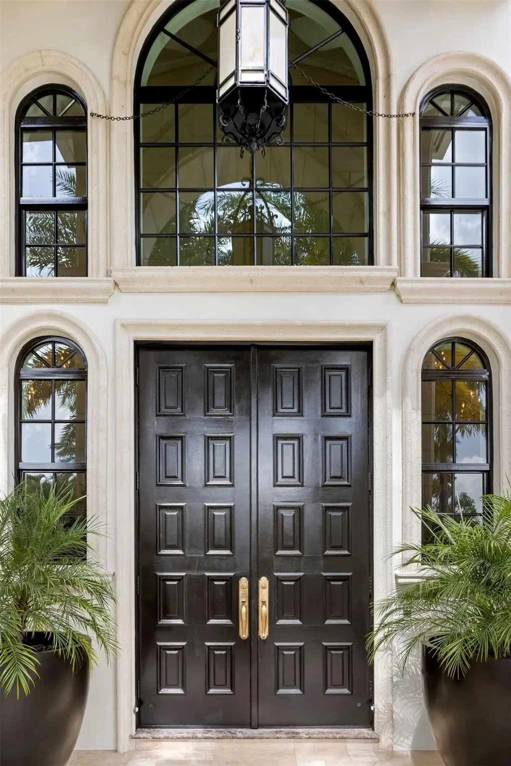 169 Fiesta Way, Fort Lauderdale, Florida, United States. - Photo 3