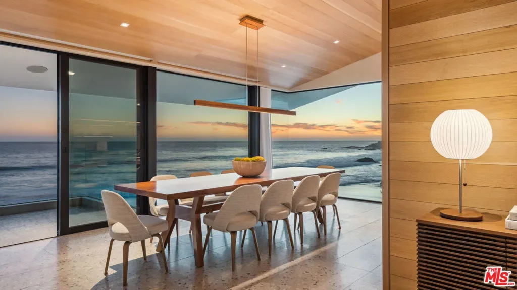 31388 Broad Beach Road, Malibu, California, United States. - Photo 48