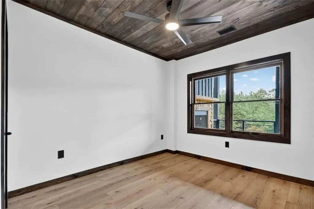 123 Ridgeline Drive, Turtletown, United States. - Photo 19