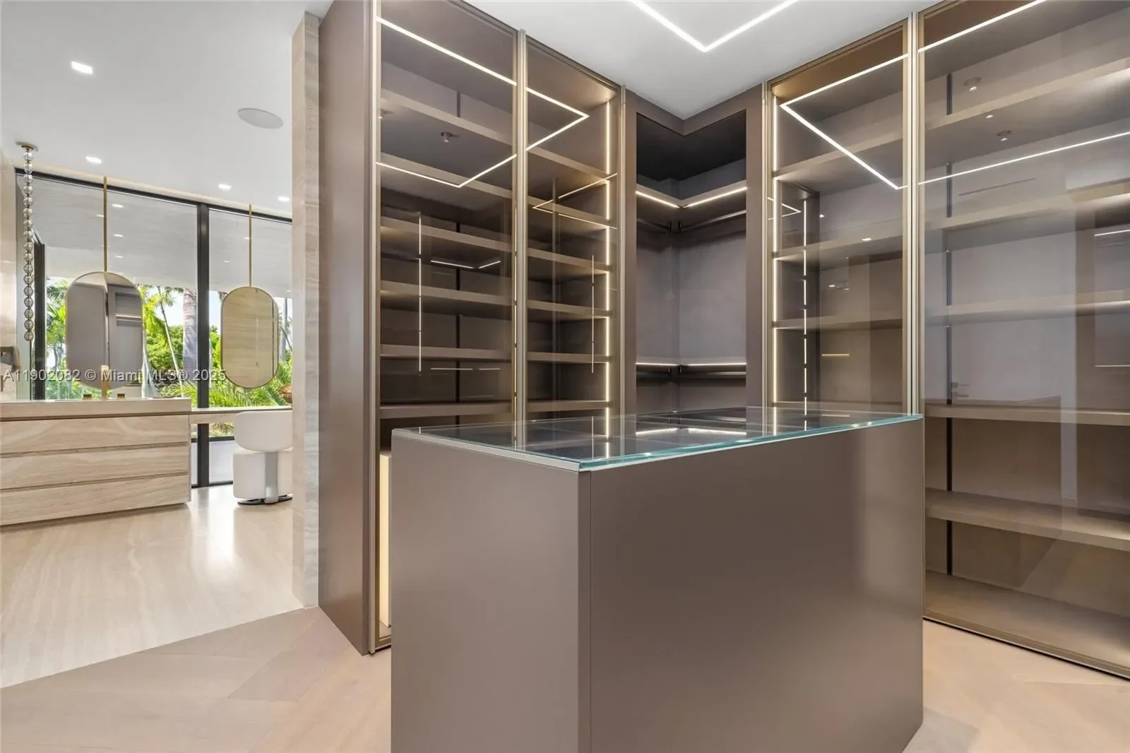 1800 W 27th St, Miami Beach, Florida, United States. - Photo 35