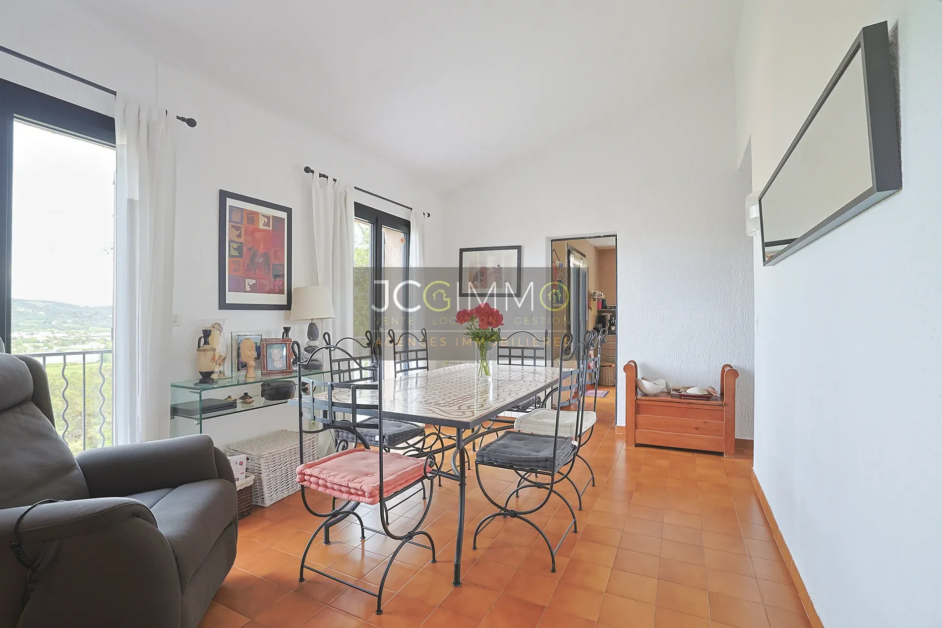 Gallery photo 6