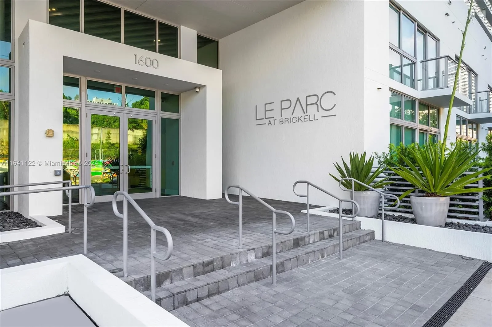 1600 SW 1st Ave 614, Miami, Florida, United States. - Photo 2