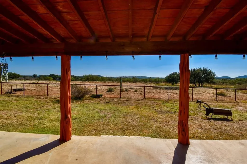 19319 Ranch Road 1871, Mason, Texas, United States. - Photo 16