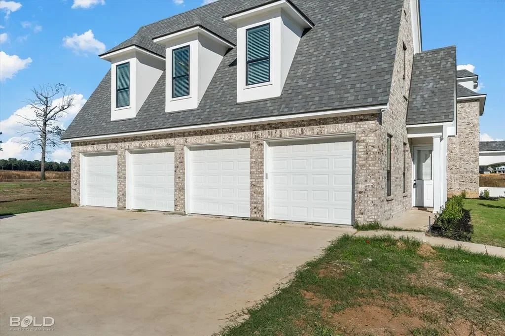 Single Family Residence in Blanchard