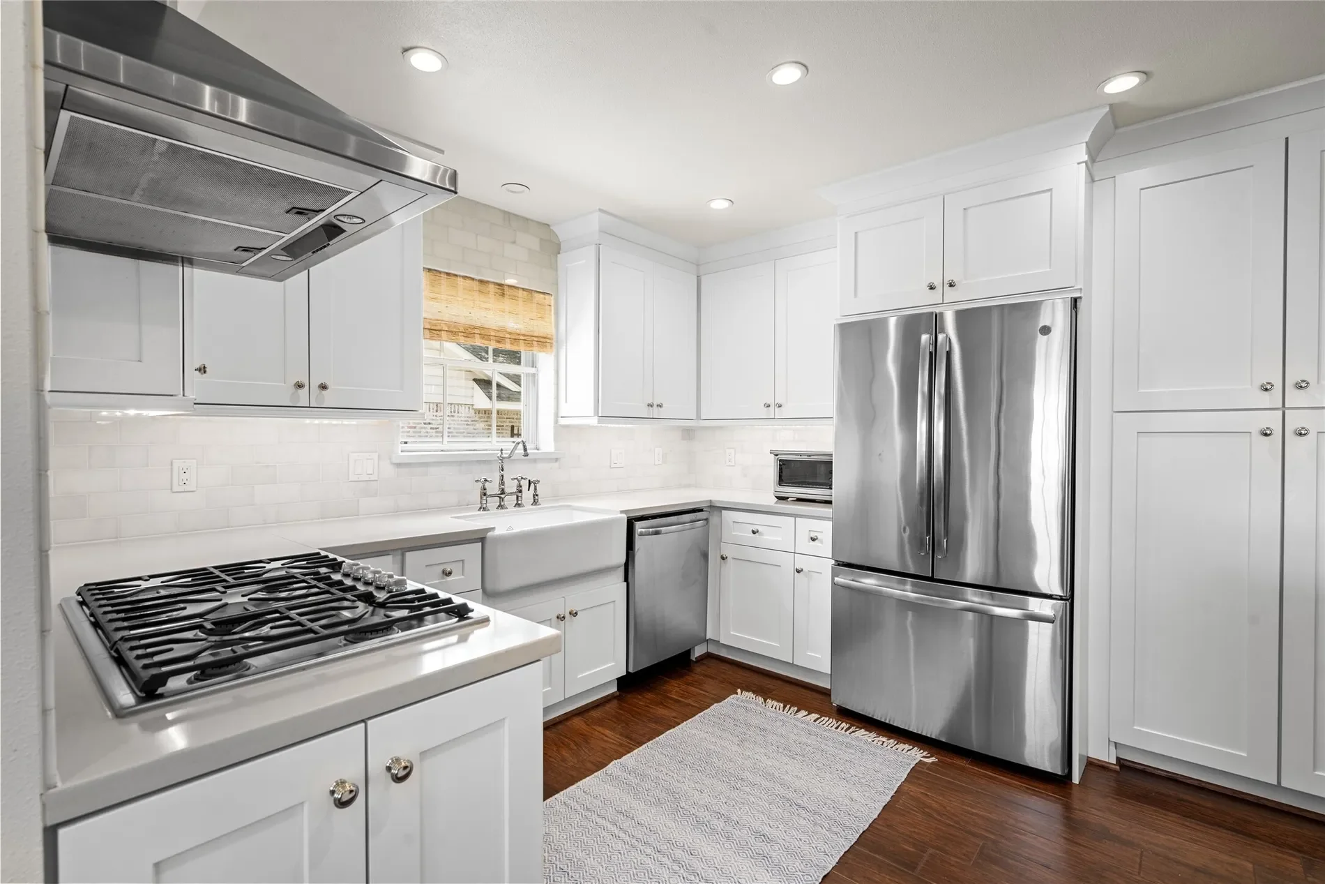 706 Walnut Bend Lane, Houston, TX 77042, Houston, Texas, United States. - Photo 27