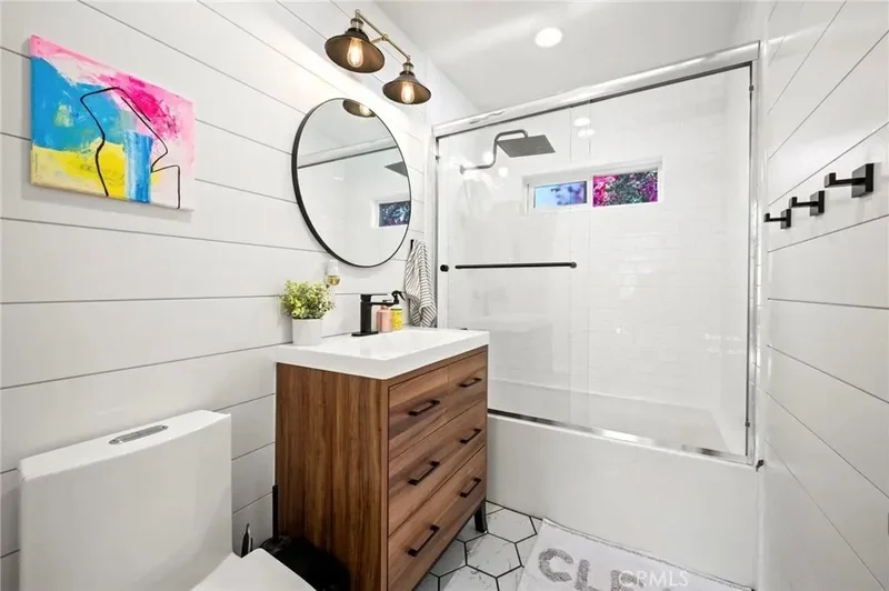 3345 Oakhurst Avenue, Los Angeles, California, United States. - Photo 7