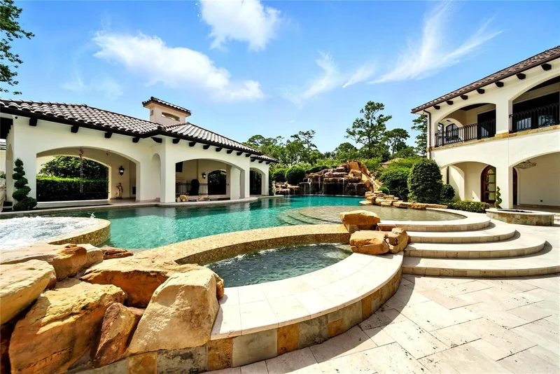 701 W Friar Tuck Lane, Houston, Texas, United States. - Photo 34