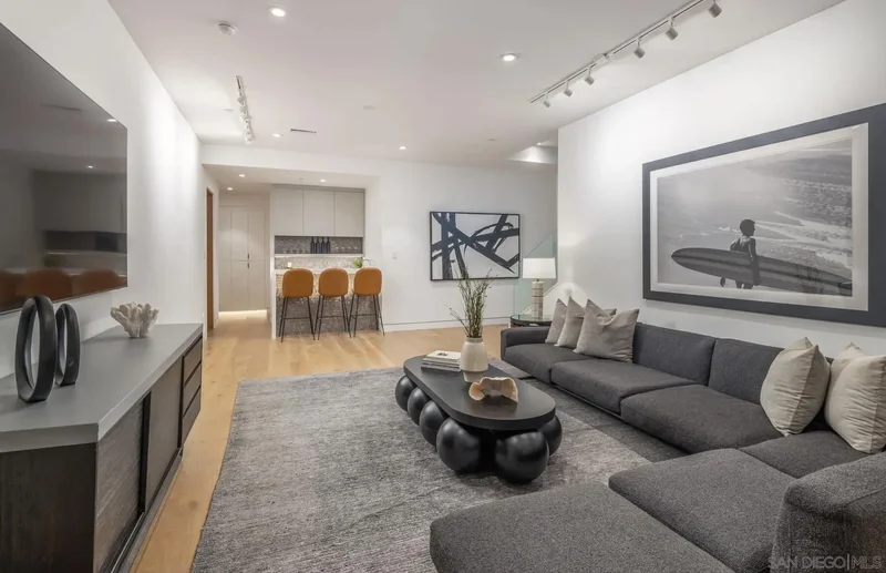 521 S Rios Ave, Solana Beach, California, United States. - Photo 36