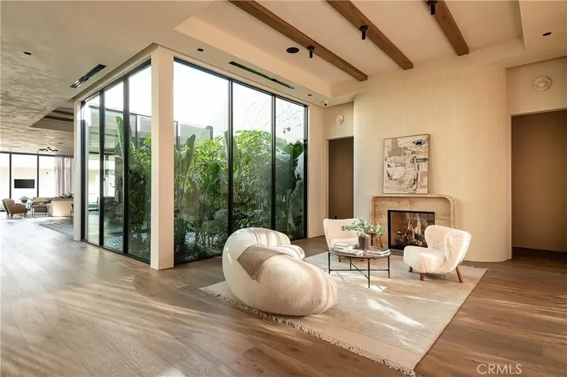 5824 Manton Avenue, Los Angeles, California, United States. - Photo 7