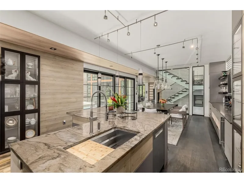 634 S Corona St, Denver, Colorado, United States. - Photo 14