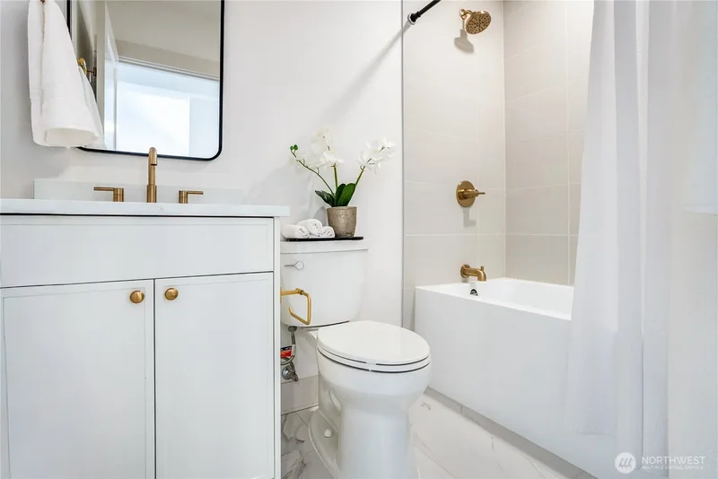 325 J Avenue #Unit A, Snohomish, WA 98290, Snohomish, Washington, United States. - Photo 15