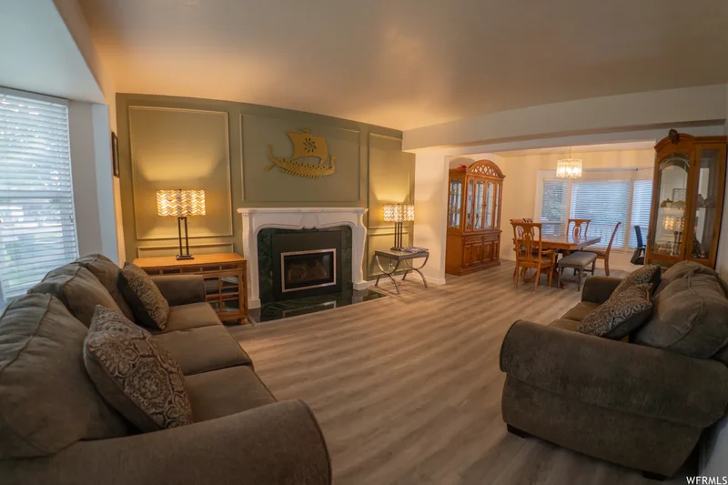 2103 E Kramer Dr, Sandy, UT 84092, Sandy, Utah, United States. - Photo 2