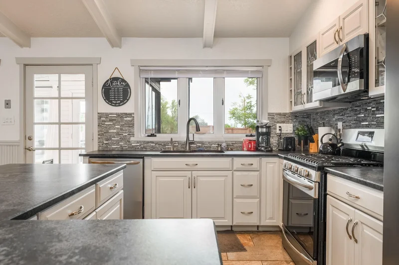 12519 ELENA Drive NE, Albuquerque, NM 87122, Albuquerque, New Mexico, United States. - Photo 21