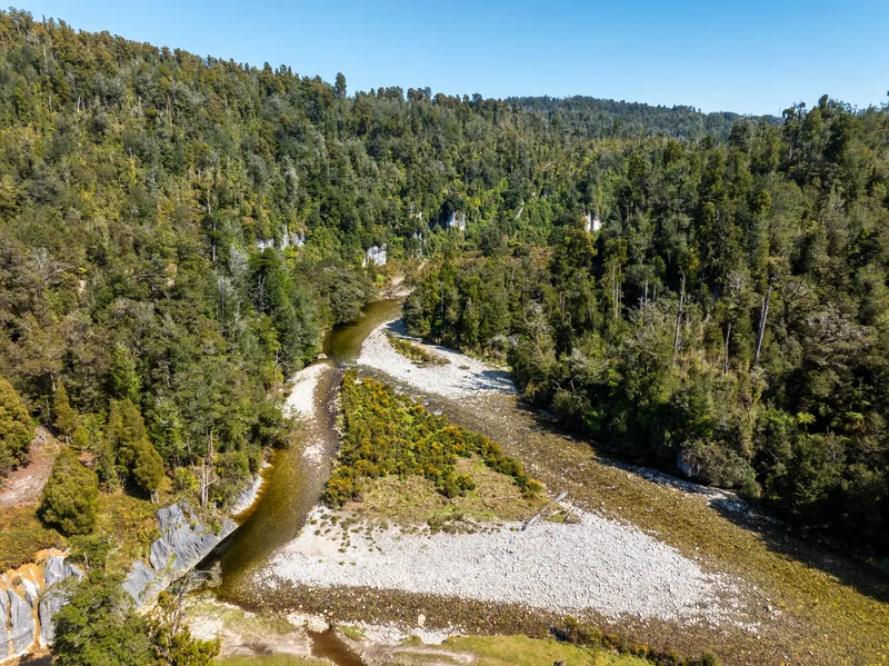 Awakiri River Charleston, Cape Foulwind, WTC 7892, Charleston, West Coast, New Zealand. - Photo 24
