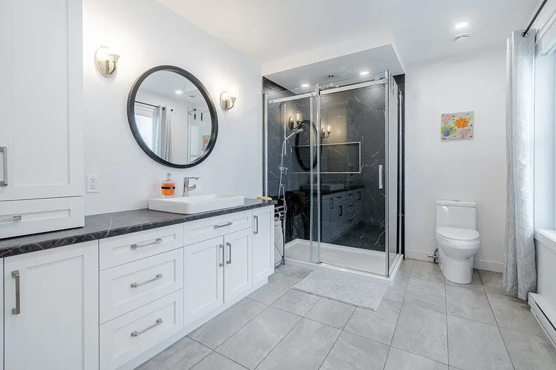 8756-8758 Rue de la Grève-Gilmour, Desjardins, QC G6V7P8, Levis, Quebec, Canada. - Photo 2