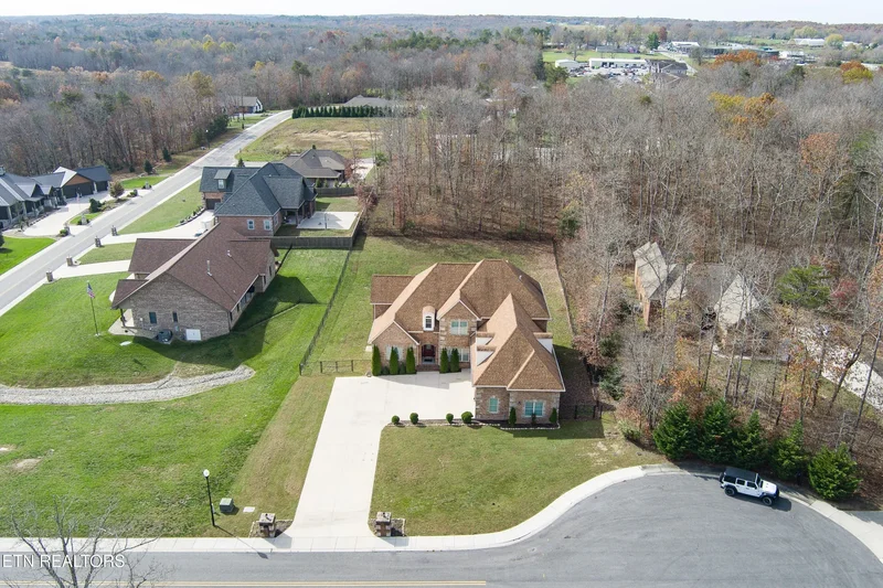 39 N Riverview Lane, Crossville, TN 38555, Crossville, Tennessee, United States. - Photo 57