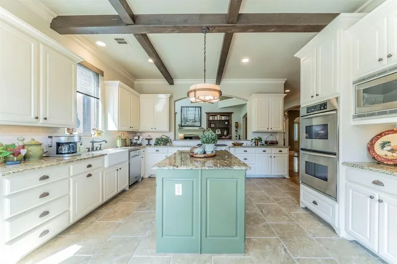 1811 Magic Valley Lane, Cedar Hill, TX 75104, Cedar Hill, Texas, United States. - Photo 12