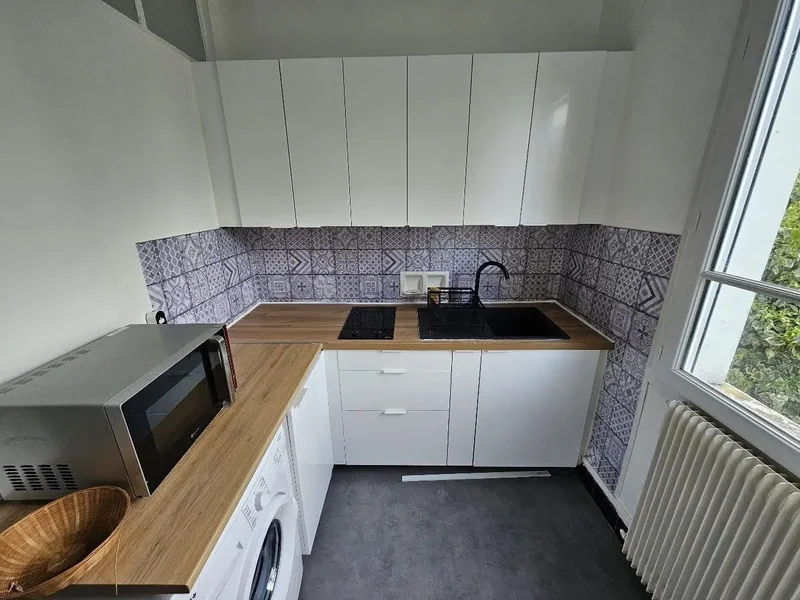 Courbevoie, Île-de-France, France. - Photo 13