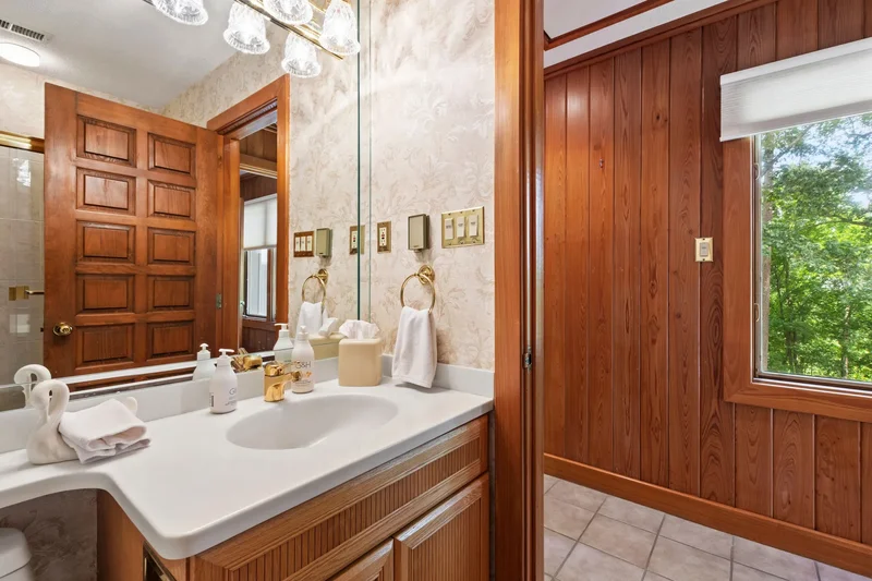 812 Kenmore Road , Chapel Hill, NC 27514, Chapel Hill, North Carolina, United States. - Photo 66