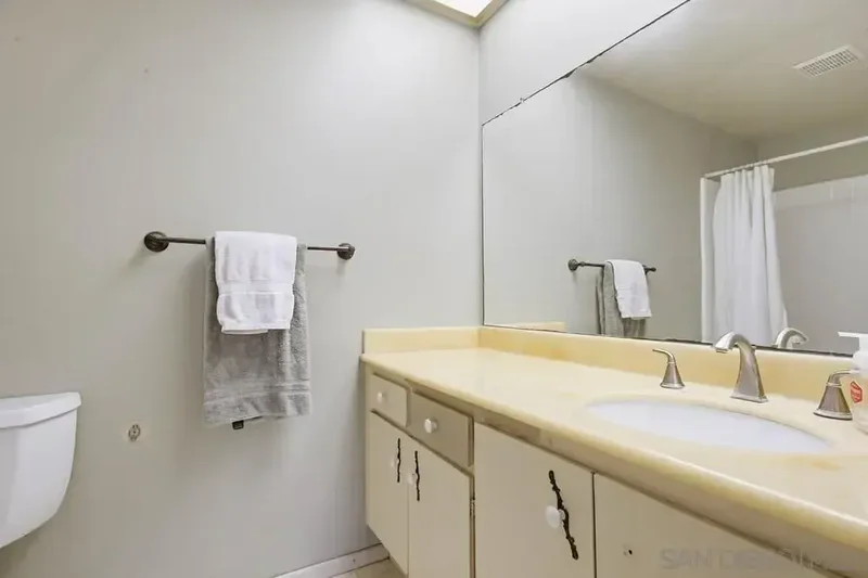 248 Avenida De Los Claveles, Encinitas, CA 92024, Encinitas, California, United States. - Photo 33