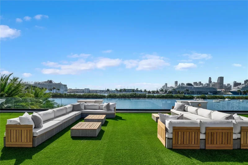 288 S Coconut Ln, Miami Beach, Florida, United States. - Photo 53