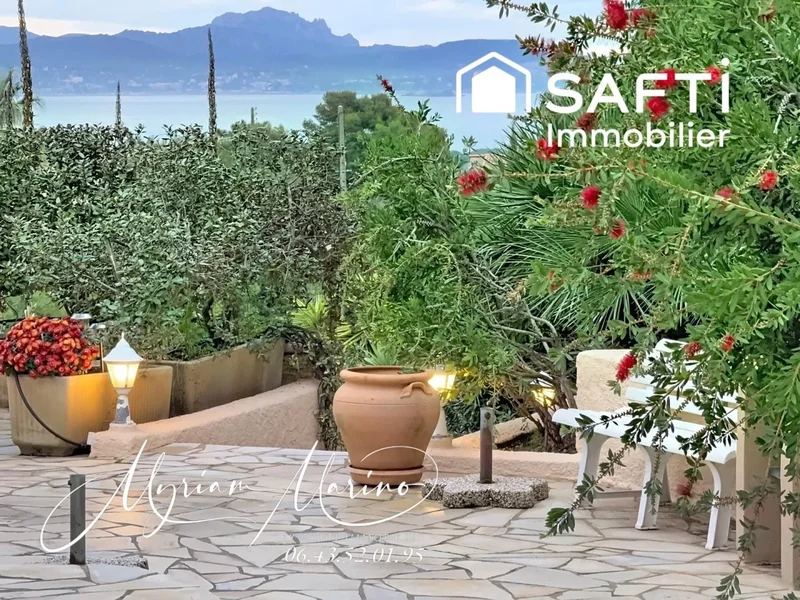 VILLA 6 PIÈCES VUE MER - SAINT AYGULF (83370)