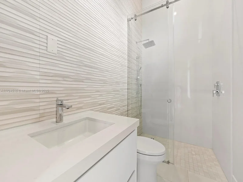 12025 SW 46th St, Miami, Florida, United States. - Photo 8