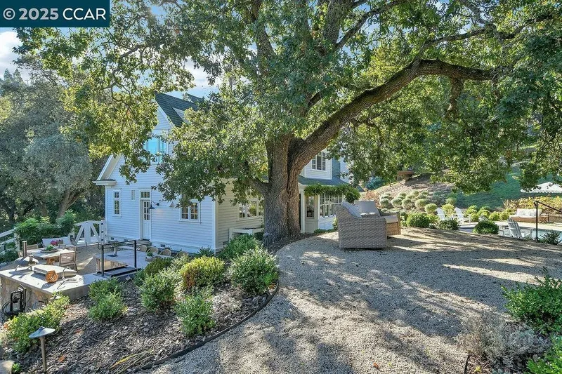 1751 Reliez Valley Road, Lafayette, California, United States. - Photo 23