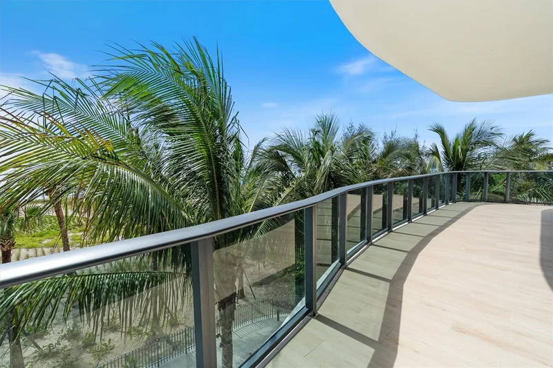 900 N Ocean Blvd 301, Hillsboro Beach, Florida, United States. - Photo 5