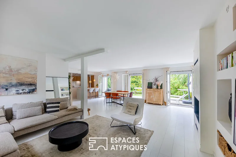 Renovated family home with charm and light in Maule