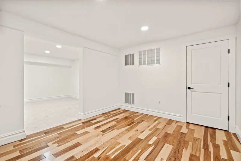 9216 Shelton Street , Bethesda, MD 20817, Bethesda, Maryland, United States. - Photo 47