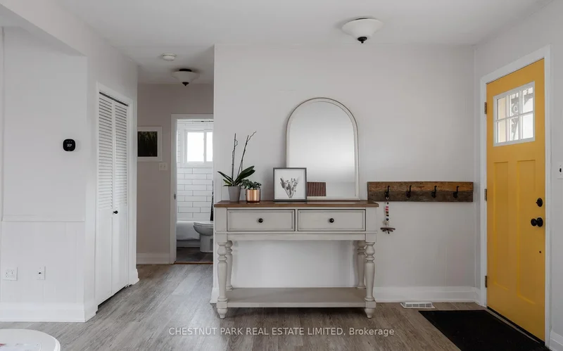 47 Lakeshore Road W, Oro Station, Ontario, Canada. - Photo 6