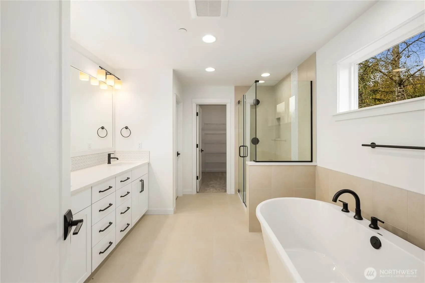 Gallery photo 4