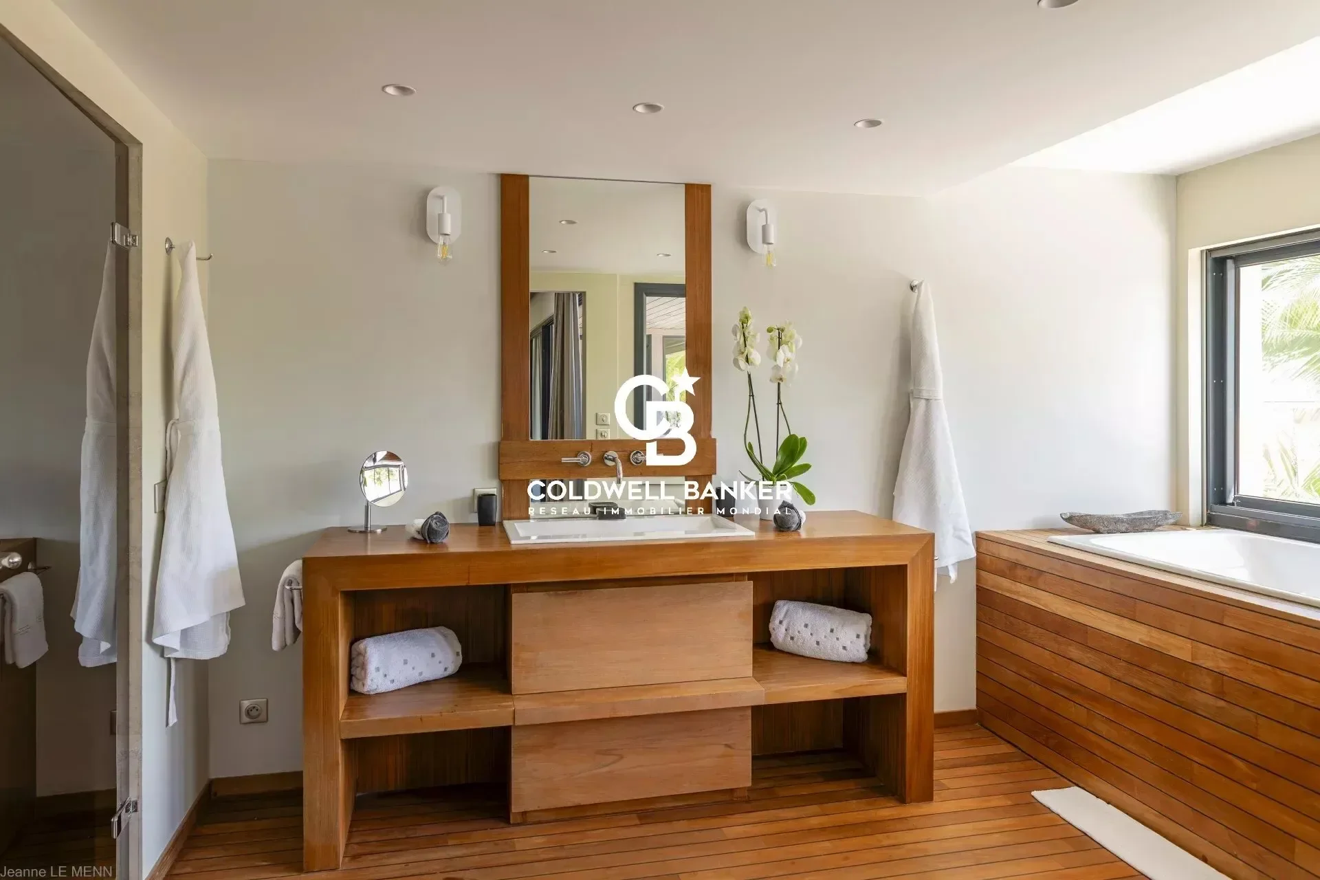 Gallery photo 4