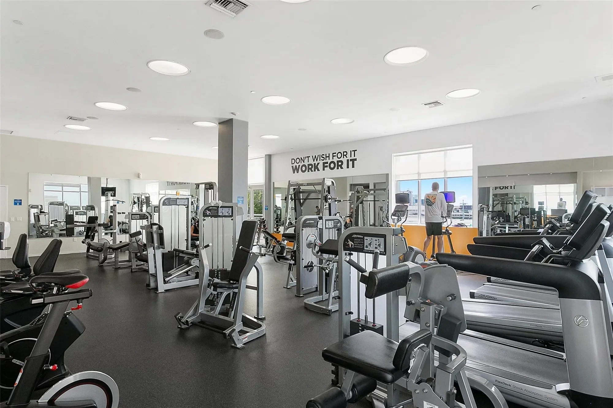 300 S Australian Ave, West Palm Beach, Florida, United States. - Photo 22