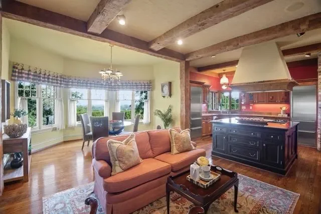Property photo 12