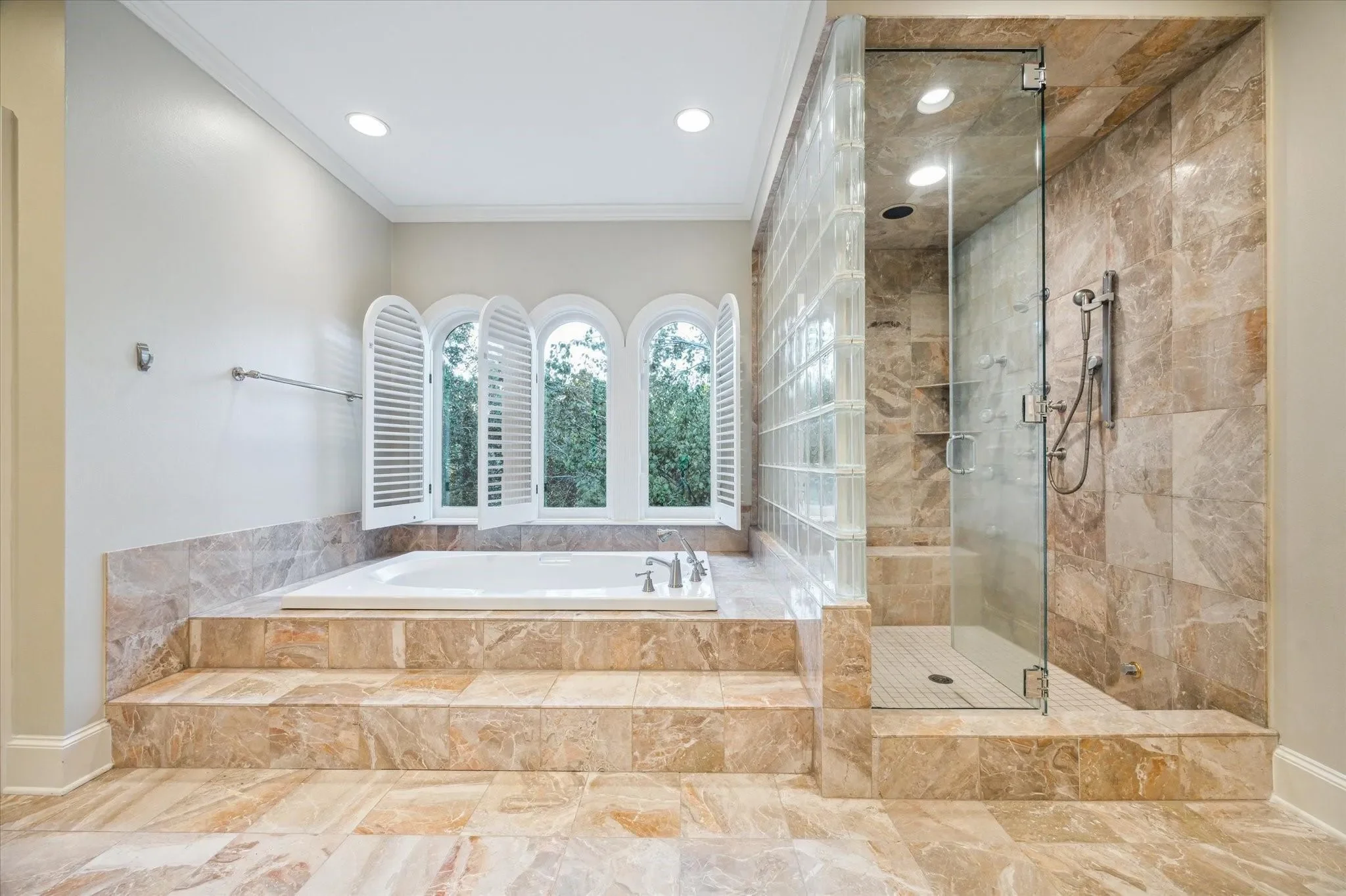 5602 Indian Circle, Houston, Texas, United States. - Photo 14