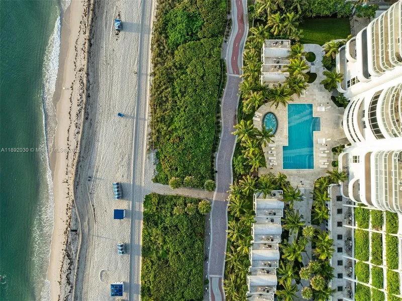 6365 Collins Ave, Miami Beach, FL 33141, Miami Beach, Florida, United States. - Photo 25