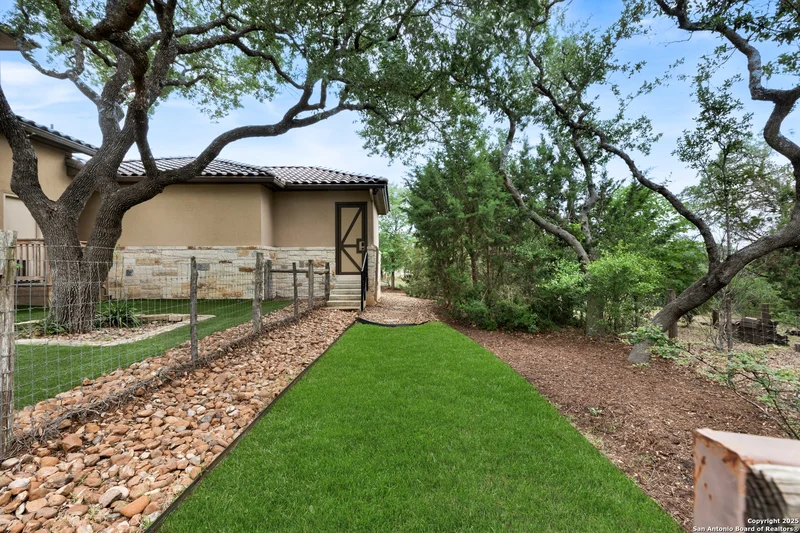 2219 Clubs Dr, Boerne, TX 78006, Boerne, Texas, United States. - Photo 19