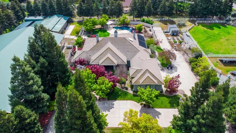 5000 Peach Blossom Lane, Oakdale, California, United States. - Photo 26