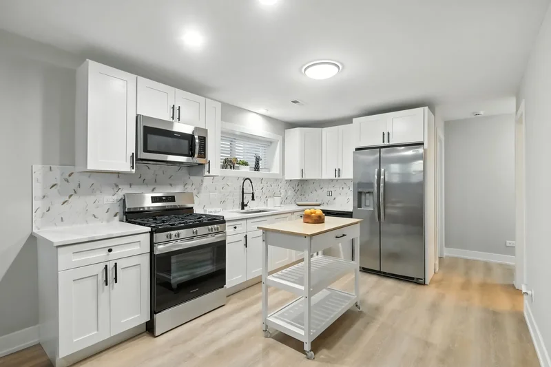 4055 S Ellis Avenue, Chicago, Illinois, United States. - Photo 31