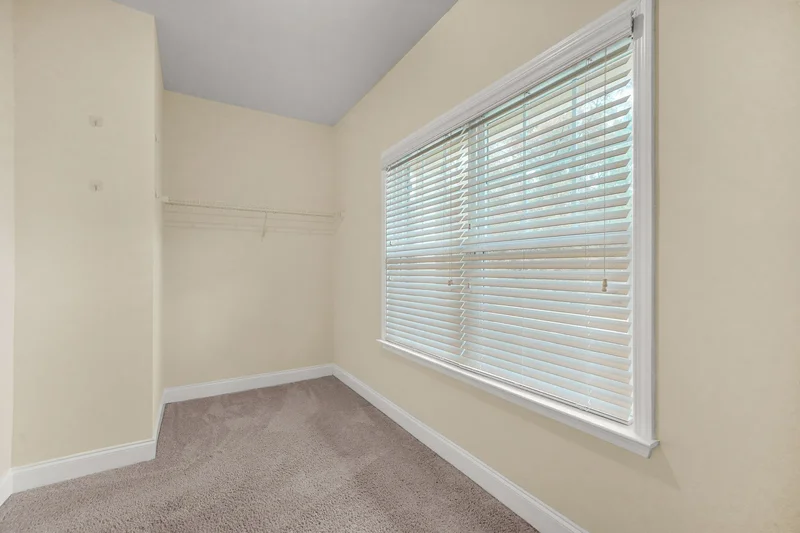 4435 Heatherwood Drive, Atlanta, GA 30331, Atlanta, Georgia, United States. - Photo 33