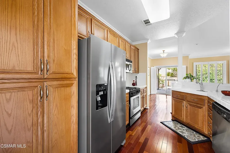 1325 Ashton Park Lane, Thousand Oaks, California, United States. - Photo 7