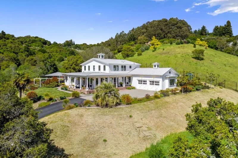 365 Race Horse Lane, Watsonville, California, United States. - Photo 34