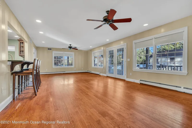 2323 Vermont Avenue, Toms River, New Jersey, United States. - Photo 32